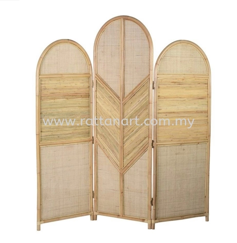 RATTAN PARTITION