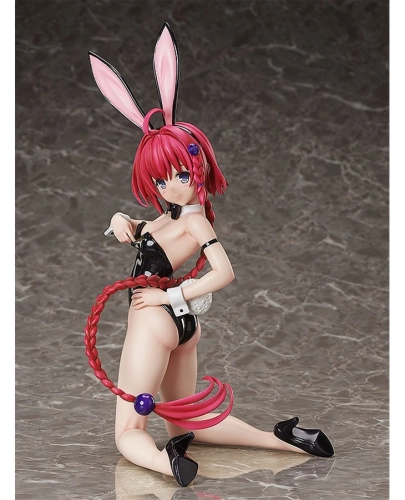 FREEing To Love-Ru Darkness Mea Kurosaki: Bare Leg Bunny Ver