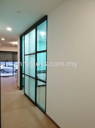 Black Frame Aluminum Door