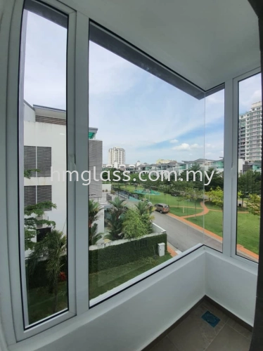 White Frame Aluminum Window