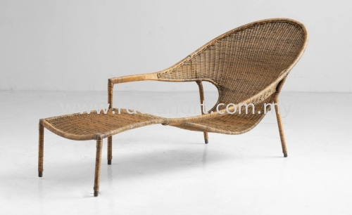 RATTAN LAZY CHAIR