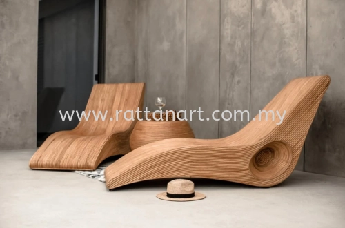 RATTAN LAZY CHAIR