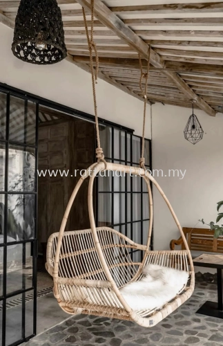 RATTAN HANGING CHAIR