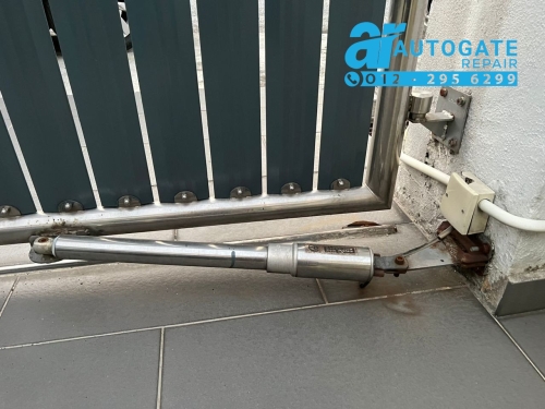 Repair Folding Autogate Arm Not Working In Petaling Jaya