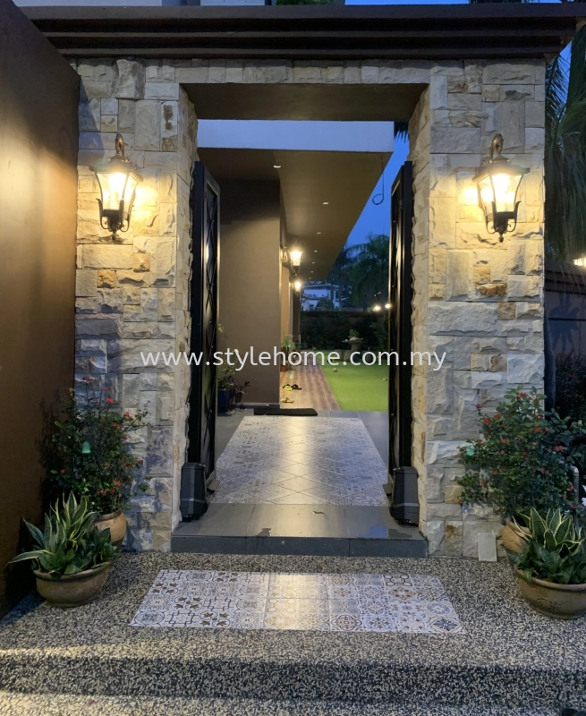Bali and Resort feel entrance door by Stylehome.