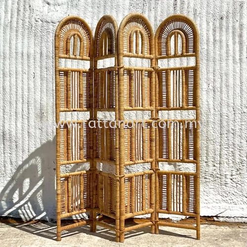 RATTAN PARTITION