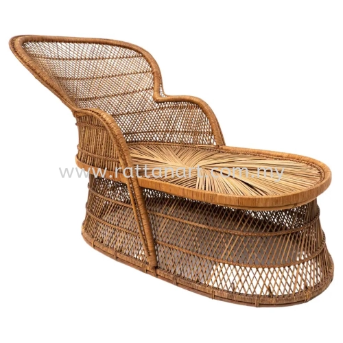 RATTAN DAY BED