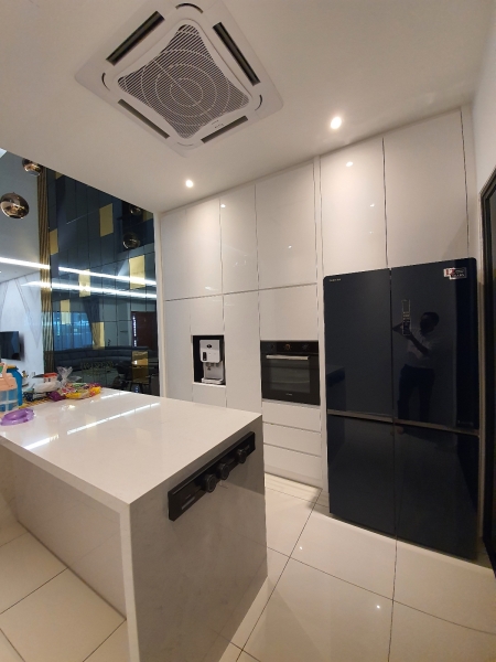 Modern Contemporary Dry Kitchen design. Dry Kitchen Design Selangor, Kuala Lumpur (KL), Malaysia, Petaling Jaya (PJ), Kajang Service | Xenn Interior Design