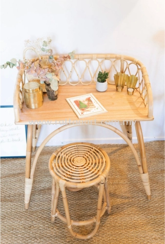 RATTAN STOOL