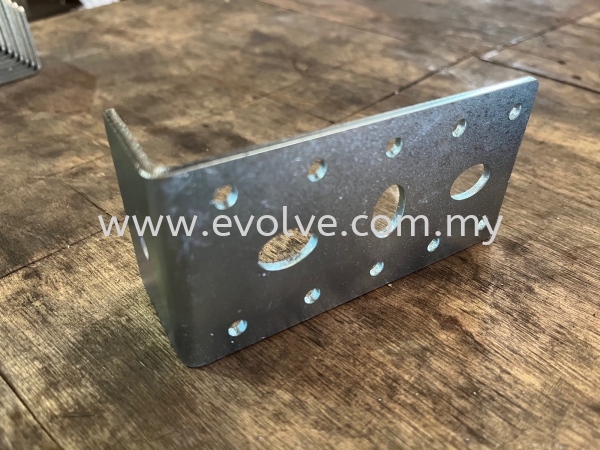 GI Plating Bracket Bracket / Zinc Plated Bracket Malaysia, Johor Bahru (JB), Ulu Tiram Supplier, Suppliers, Supply, Supplies | Evolve Hardware Sdn Bhd