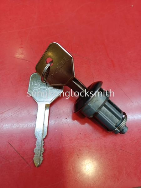 repair and service car lock  Repair Car Lock Selangor, Malaysia, Kuala Lumpur (KL), Puchong Supplier, Suppliers, Supply, Supplies | Seng Kong Locksmith Enterprise