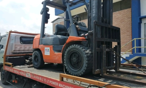 Recond Used Second Hand Engine Toyota Forklift Sales and Rental (Diesel, Petrol, Gasoline) at Krubong, Melaka - Sewa Forklift Harga Melaka 