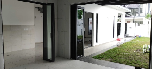 Performance Folding Door