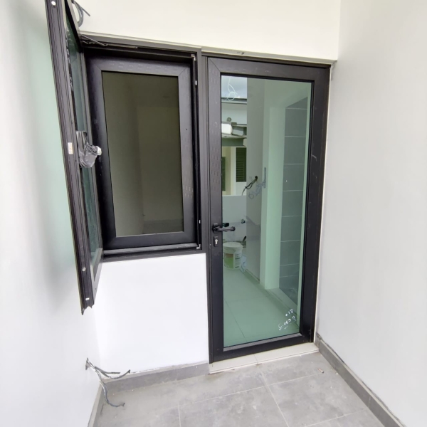 Window With Mesh Aluminium Casement Window JB, Johor Bahru, Malaysia Aluminium Fabrication, Glass Partition | METALIFE