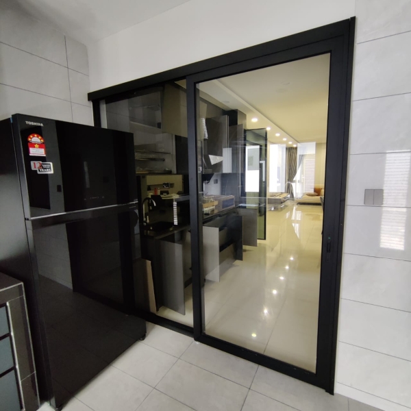 Hanging Door Aluminium Hanging Door JB, Johor Bahru, Malaysia Aluminium Fabrication, Glass Partition | METALIFE