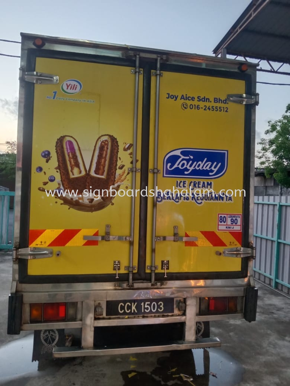  TRUCK LORRY & VAN STICKER PRINTING AT KUALA LUMPUR 