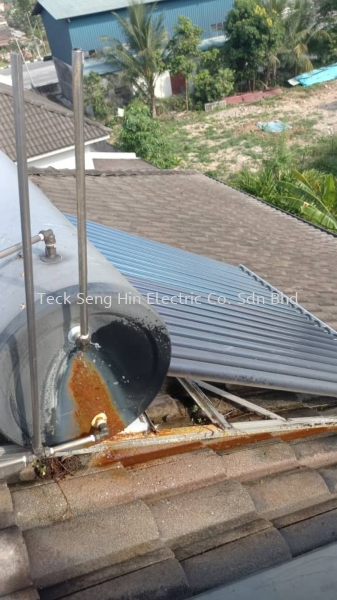 Lang Indah, Ipoh SERVICE & MAINTENANCE CHECKING LEAKING OF SOLAR STORAGE TANK AND PANELS Perak, Malaysia, Ipoh Supplier, Suppliers, Supply, Supplies | Teck Seng Hin Electric Co. Sdn Bhd