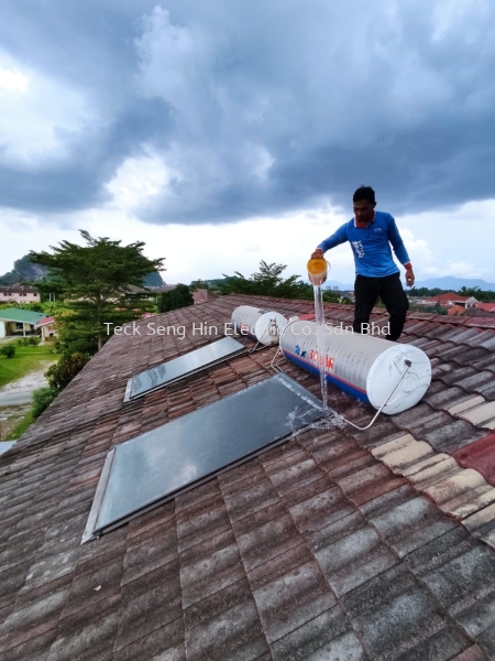 Simpang Pulai, Ipoh SERVICE & MAINTENANCE CLEANING & CHEMICAL SERVICE SOLAR FLAT PANEL Perak, Malaysia, Ipoh Supplier, Suppliers, Supply, Supplies | Teck Seng Hin Electric Co. Sdn Bhd