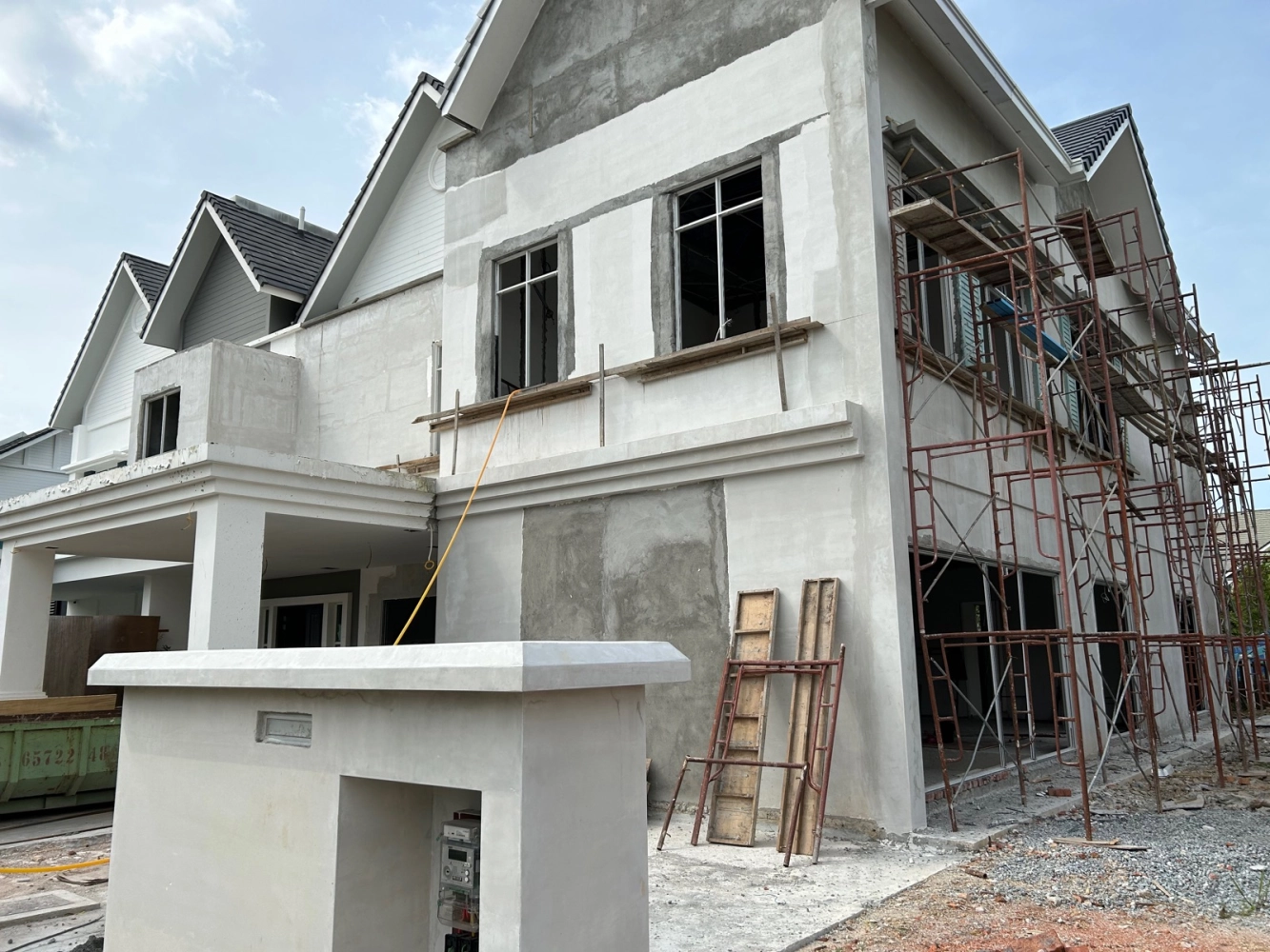 extension of Eco Park double storey semi dee