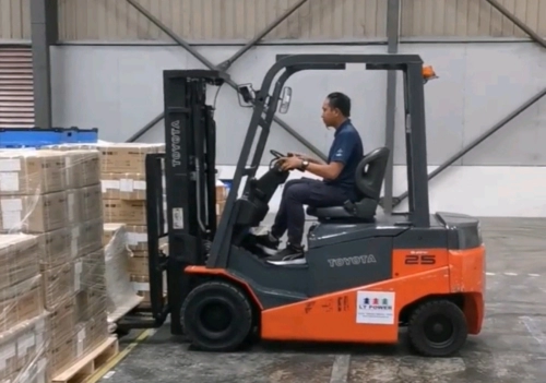 Electric Battery Forklift Rental at Melaka, Muar, Batu Pahat (Short Term and Long Term Rental Forklift) - Forklift Rental Supplier Malaysia