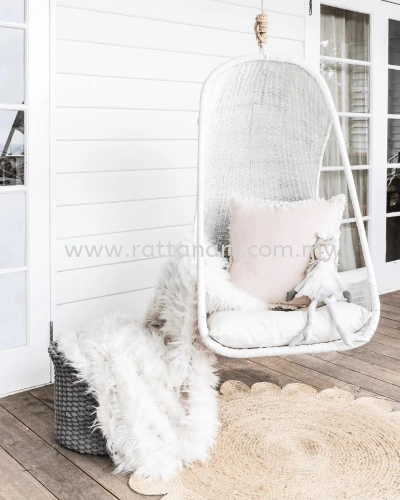 RATTAN HANGING CHAIR