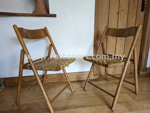 WOODEN FOLDABLE CHAIR WITH PAPERCORD