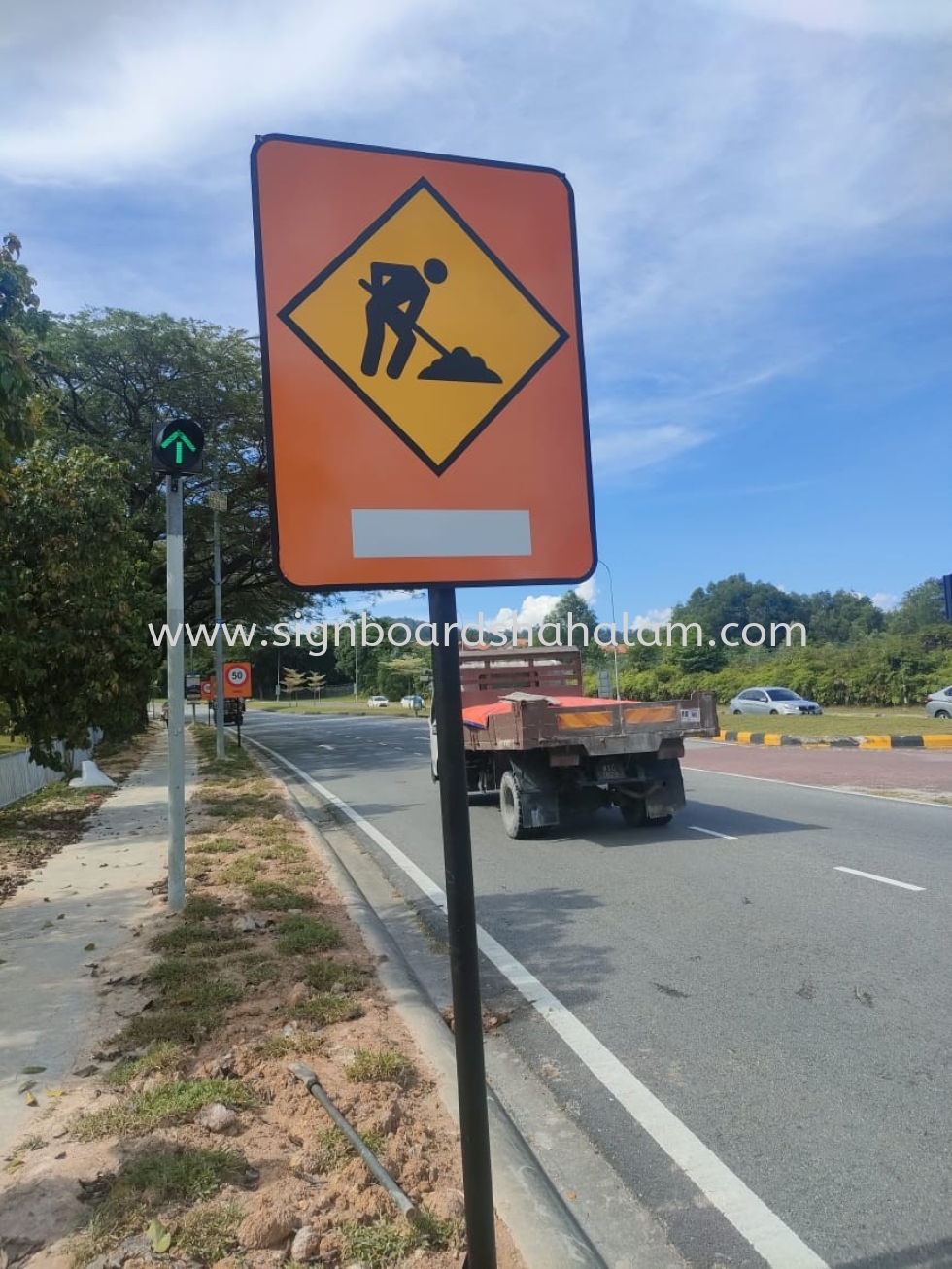 ROAD SIGNAGE INSTALL & SUPPLY AT KUALA LUMPUR 