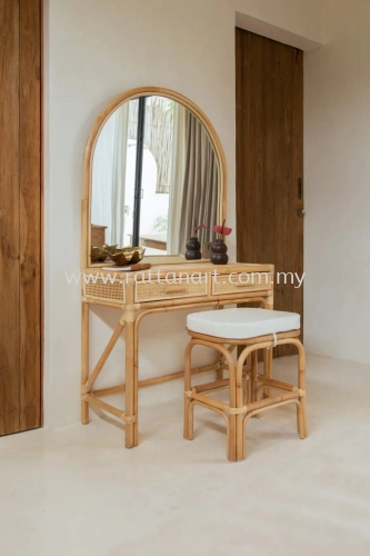 RATTAN DRESSING SET 