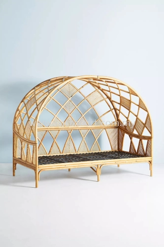 RATTAN DAYBED