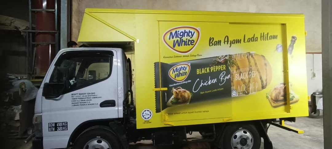 Mighty White Ban Ayam Lada Hitam Lorry Sticker