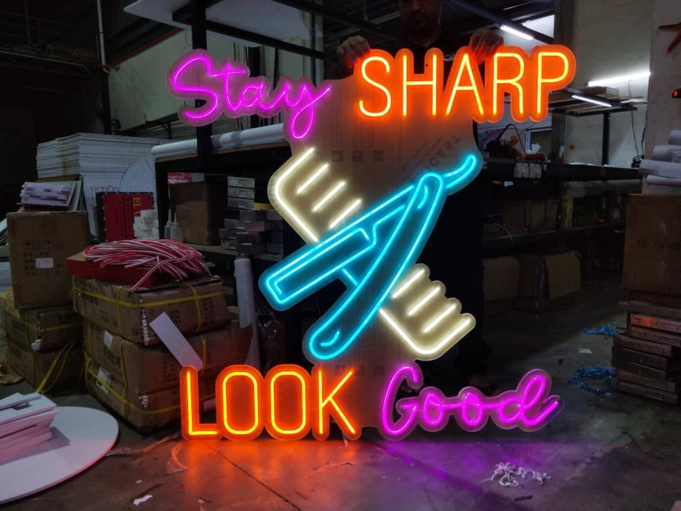 3d led boxup signbord #3dledsignboard #3dboxup #3dsignboard #3dledboxup #signboard #ledneon #neon #neonled   Whatsapp   http://www.wasap.my/60162340804