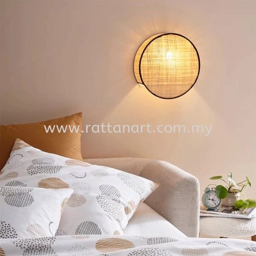 RATTAN WALL LIGHT