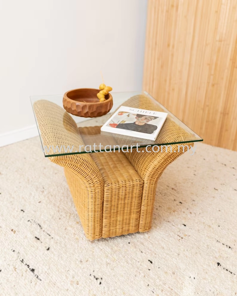 OLA. RATTAN SIDE TABLE WITH TABLE TOP