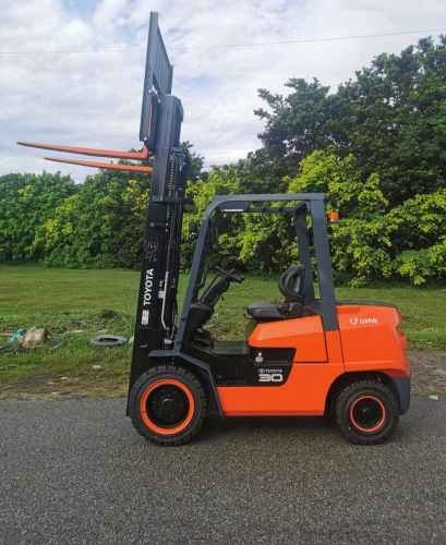 New Toyota Diesel Engine Power Forklift Rental at Melaka,Muar,Batu Pahat (Short Term and Long Term Rental Forklift) - Forklift Rental Supplier Malaysia