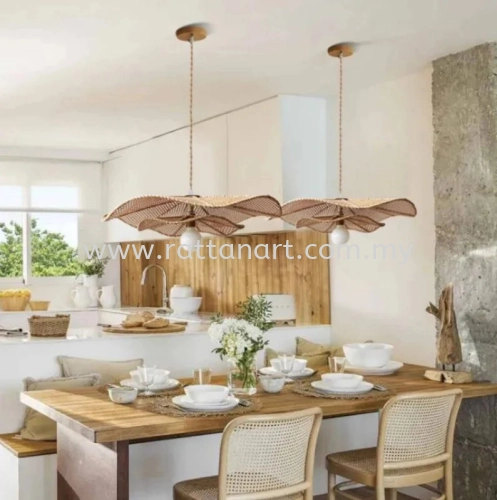 RATTAN PENDANT LIGHT