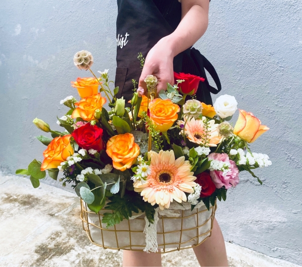 Freestyle Flower Basket Fruits Flower Basket Melaka Retailer, Services | BLISS FLORIST