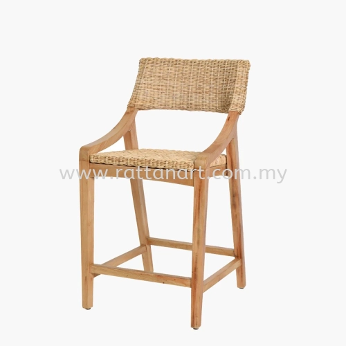 WOODEN RATTAN BAR STOOL