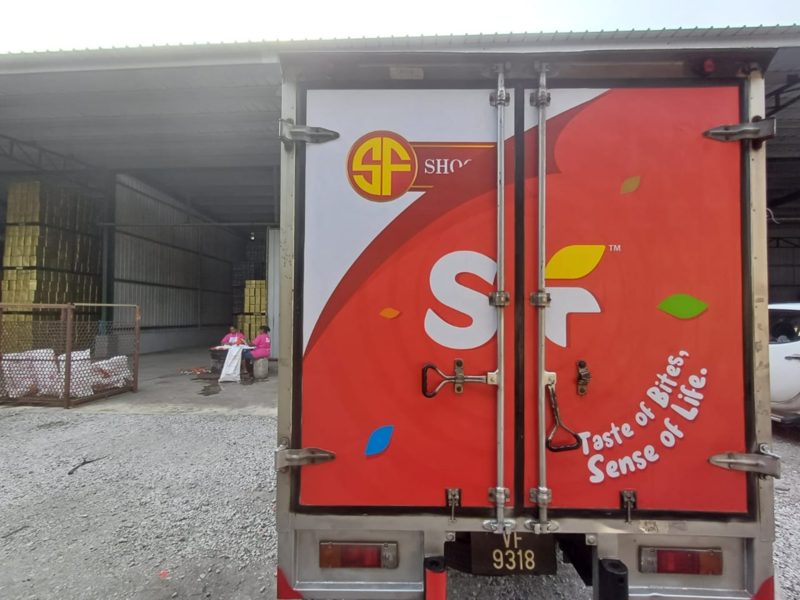 CUSTOM LORRY STICKER DESIGN SERVICE AT KOTA KEMUNING | RIMBAYU | BANTING | SHAH ALAM | SERDANG