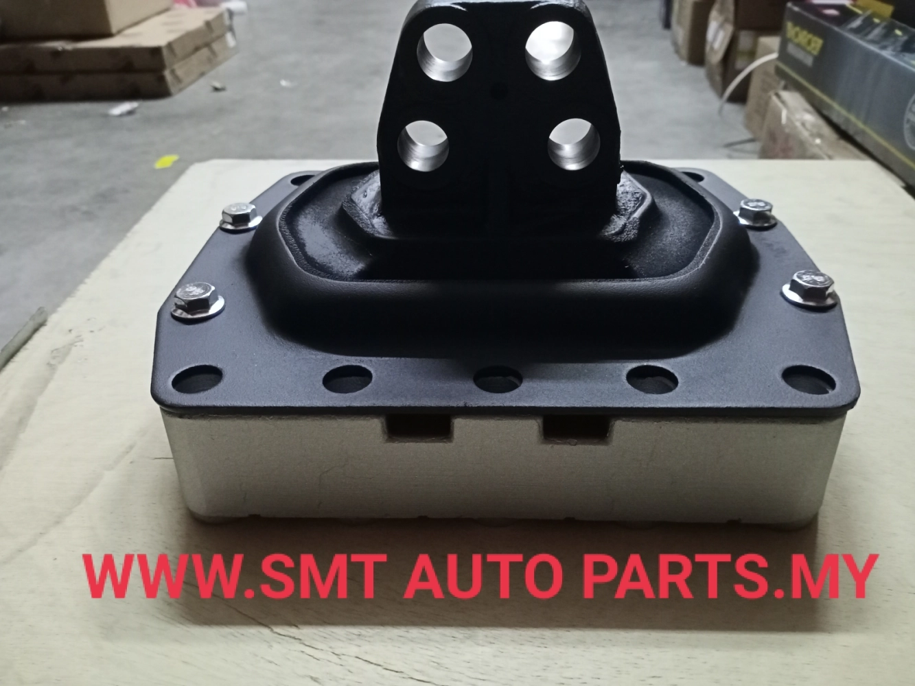 VOLVO FM12 FMV1 REAR ENGINE MOUNTING 4-H (1629614)