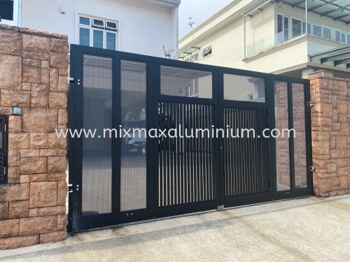 Folding Aluminium Gate