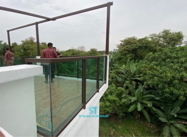 Glass Balcony And Aluminium