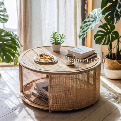 TAB 030 - RATTAN TABLE