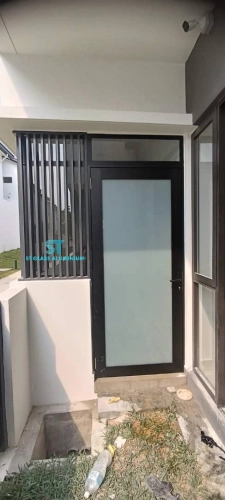 Swing Door