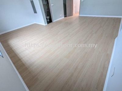 PREMIUM HYBRID FLOOR 7.0 - MAPLE