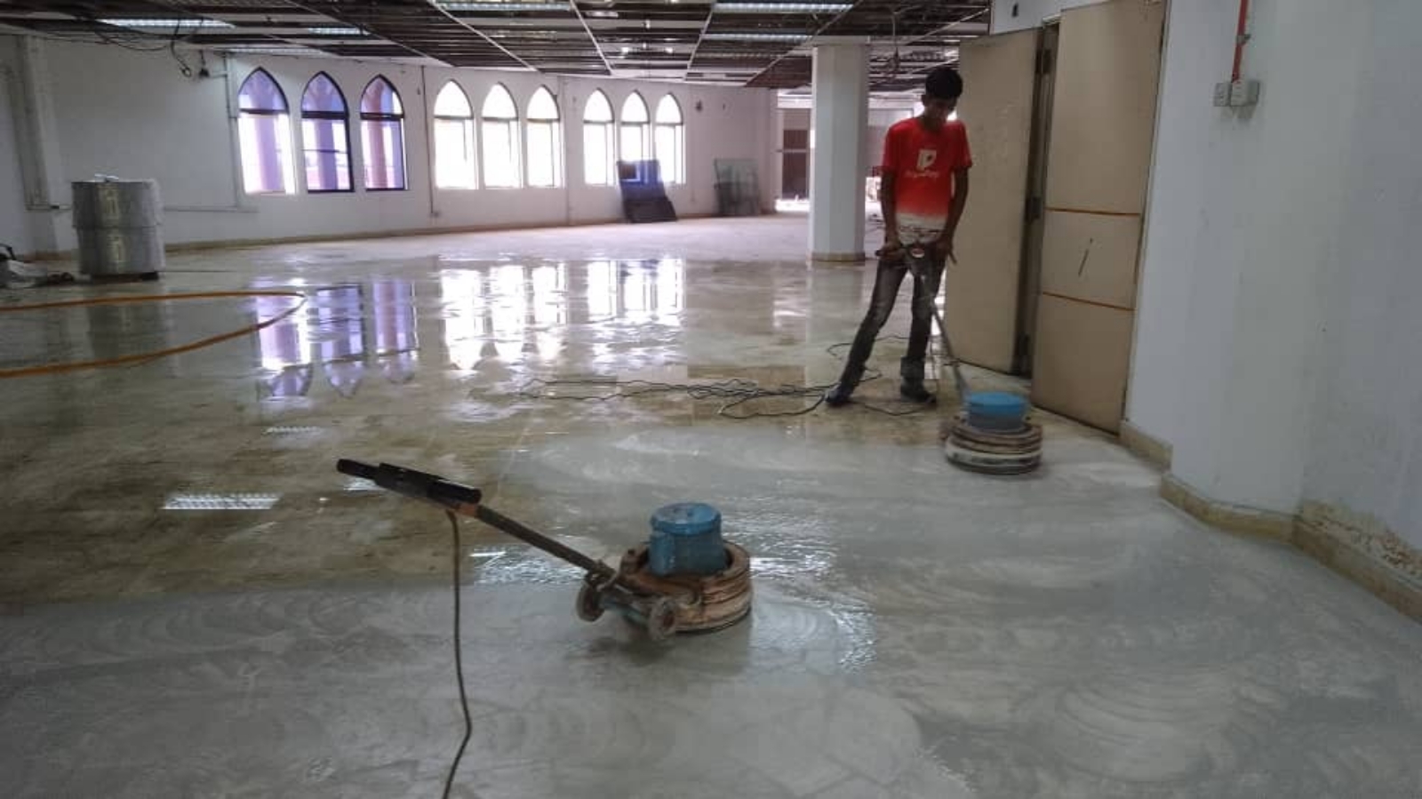 Floor Cleaning and Polishing at Bangunan TV Alhijrah