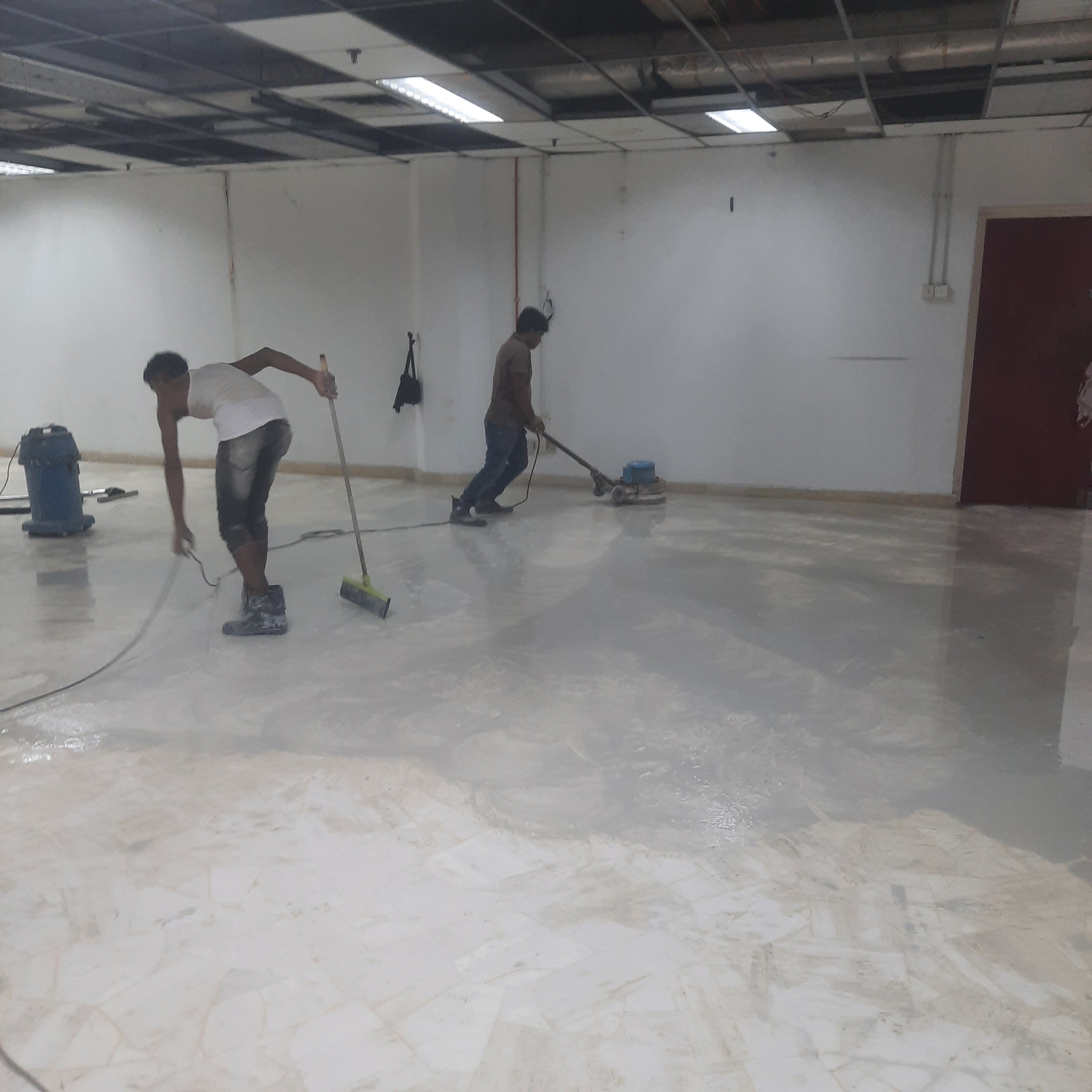 Floor Cleaning and Polishing at Bangunan TV Alhijrah