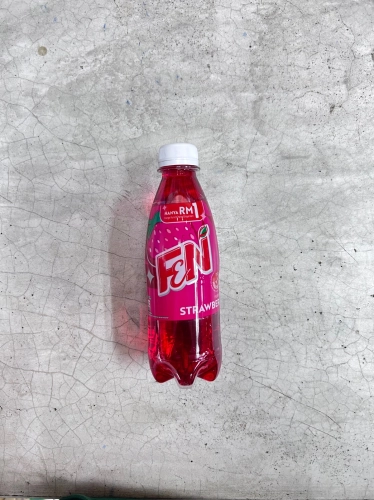 F&N Strawberry Flavour 280ml