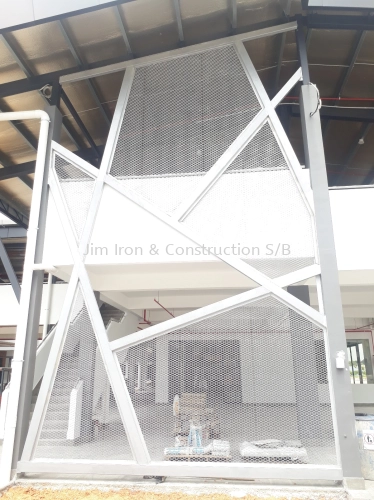 Galvanized Beam Structure with GI Mesh in Supermarket