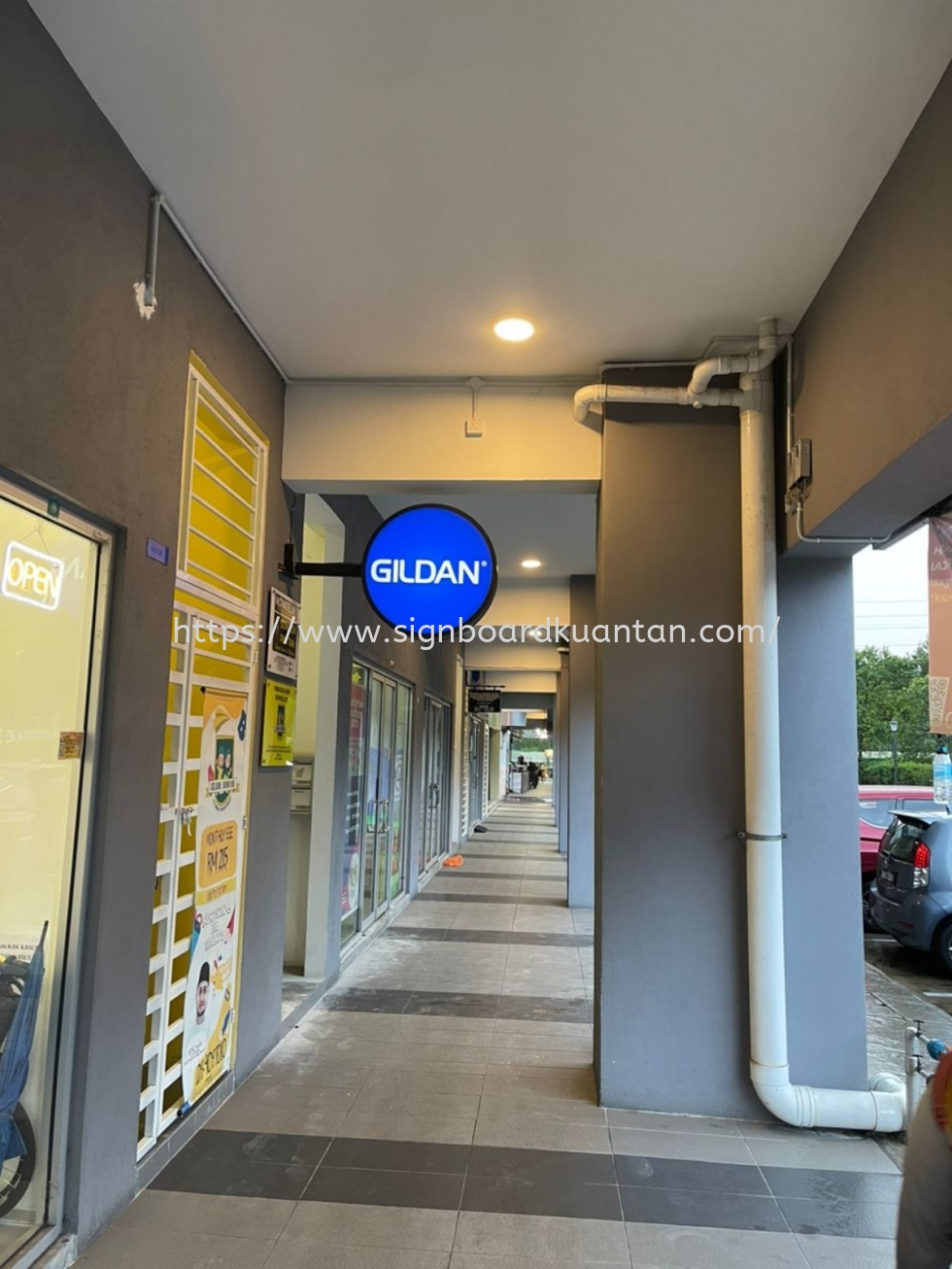 GILDAN OUTDOOR ROUND SHAPE DOUBLE SIDE LIGHTBOX AT KUANTAN, BANDAR INDERA MAHKOTA. PANCHING, SUNGAI LEMBING, GAMBANG, BESERAH, GEBENG, PENOR, SUNGAI KARANG, BATU HITAM, CHENDOR, TANJUNG LUMPUR, TELUK CEMPEDAK, CHERATING PAHANG KUANTAN MALAYSIA