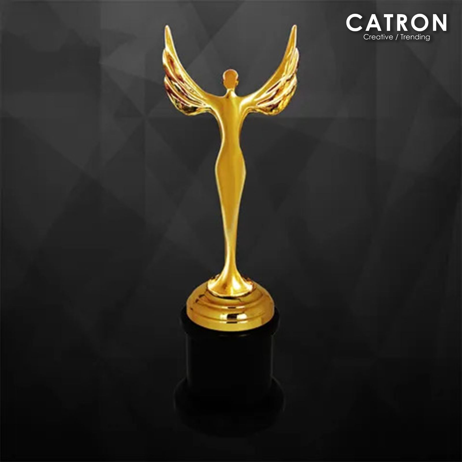 9232 - SCULPTURE TROPHY
